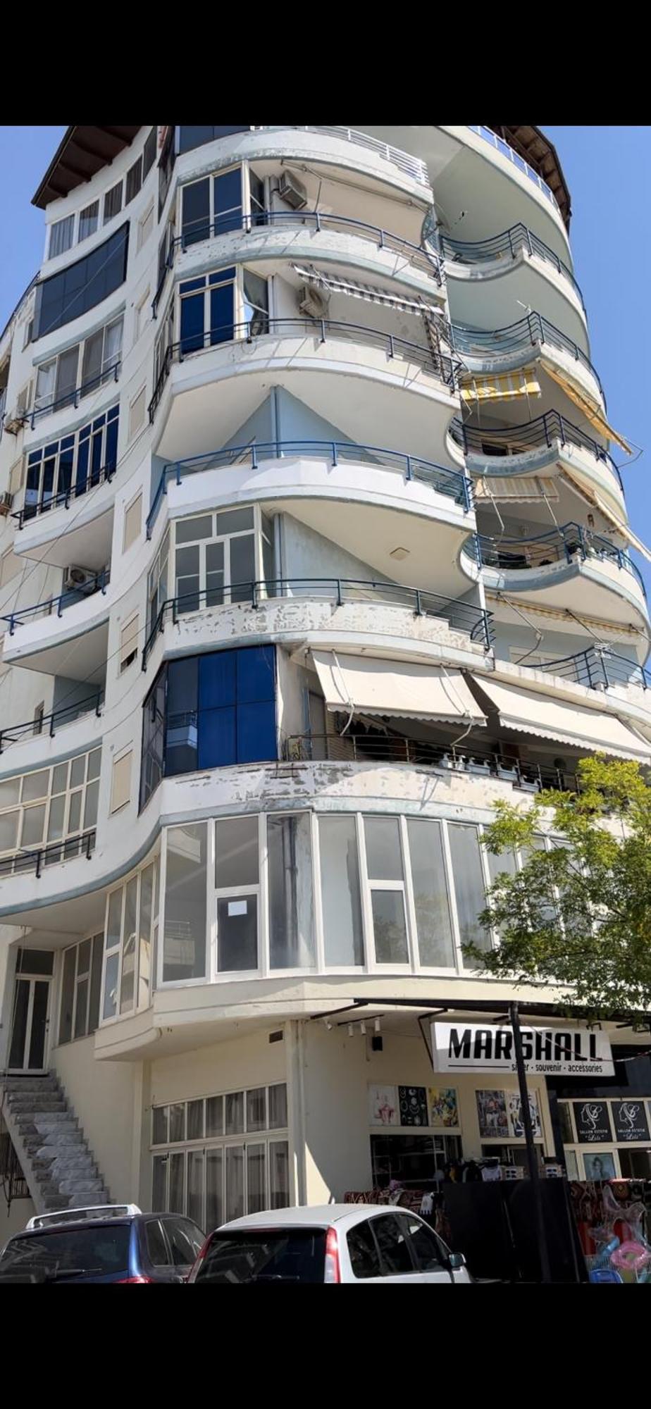 Vivi La Tua Vacanza Con L'Appartamento 1 Di Ervin! Enjoy Your Holiday With Ervin'S Apartment 1! Vlorë Eksteriør billede