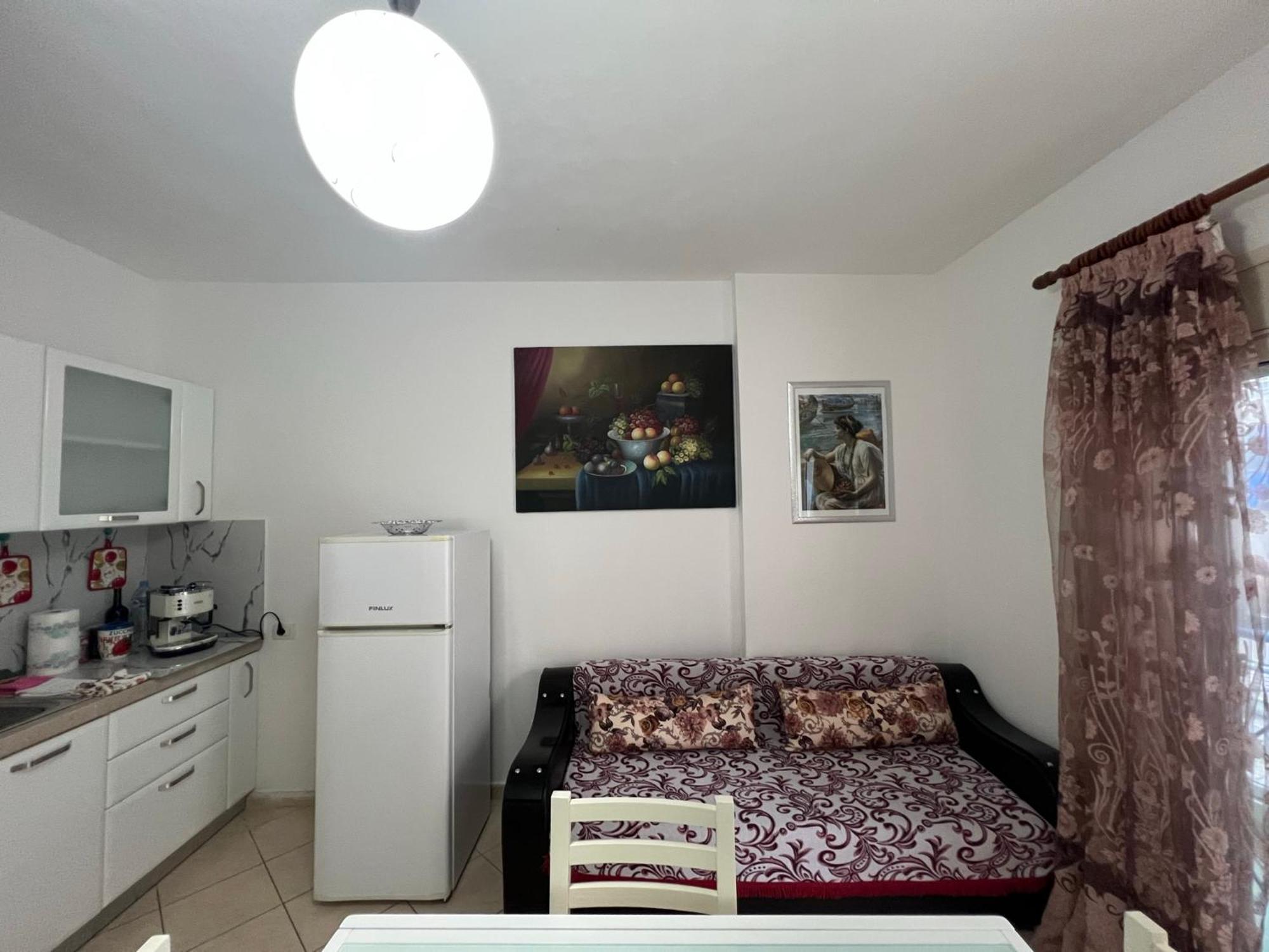 Vivi La Tua Vacanza Con L'Appartamento 1 Di Ervin! Enjoy Your Holiday With Ervin'S Apartment 1! Vlorë Eksteriør billede